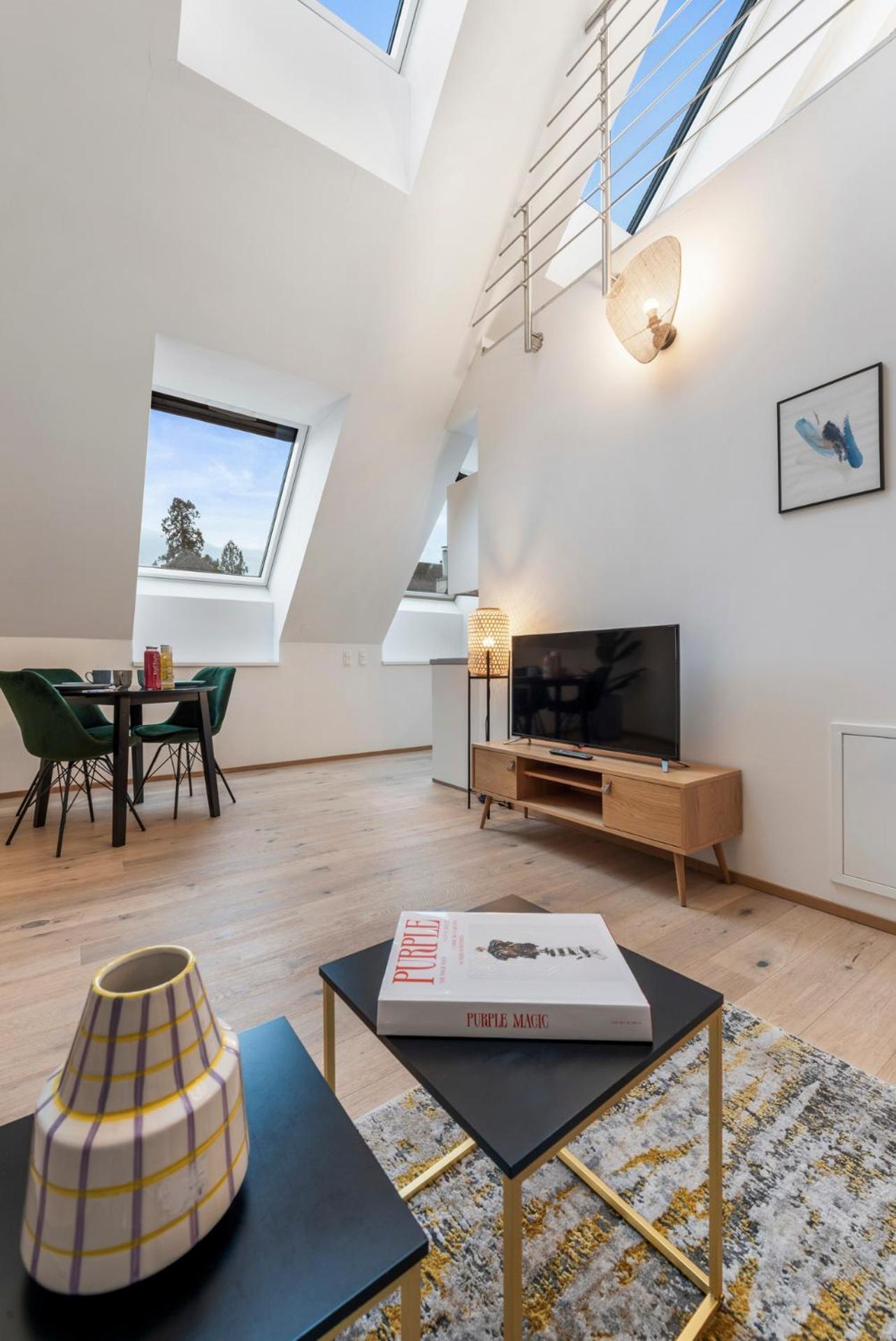 Aparthotel Vienna Hills Living Extérieur photo