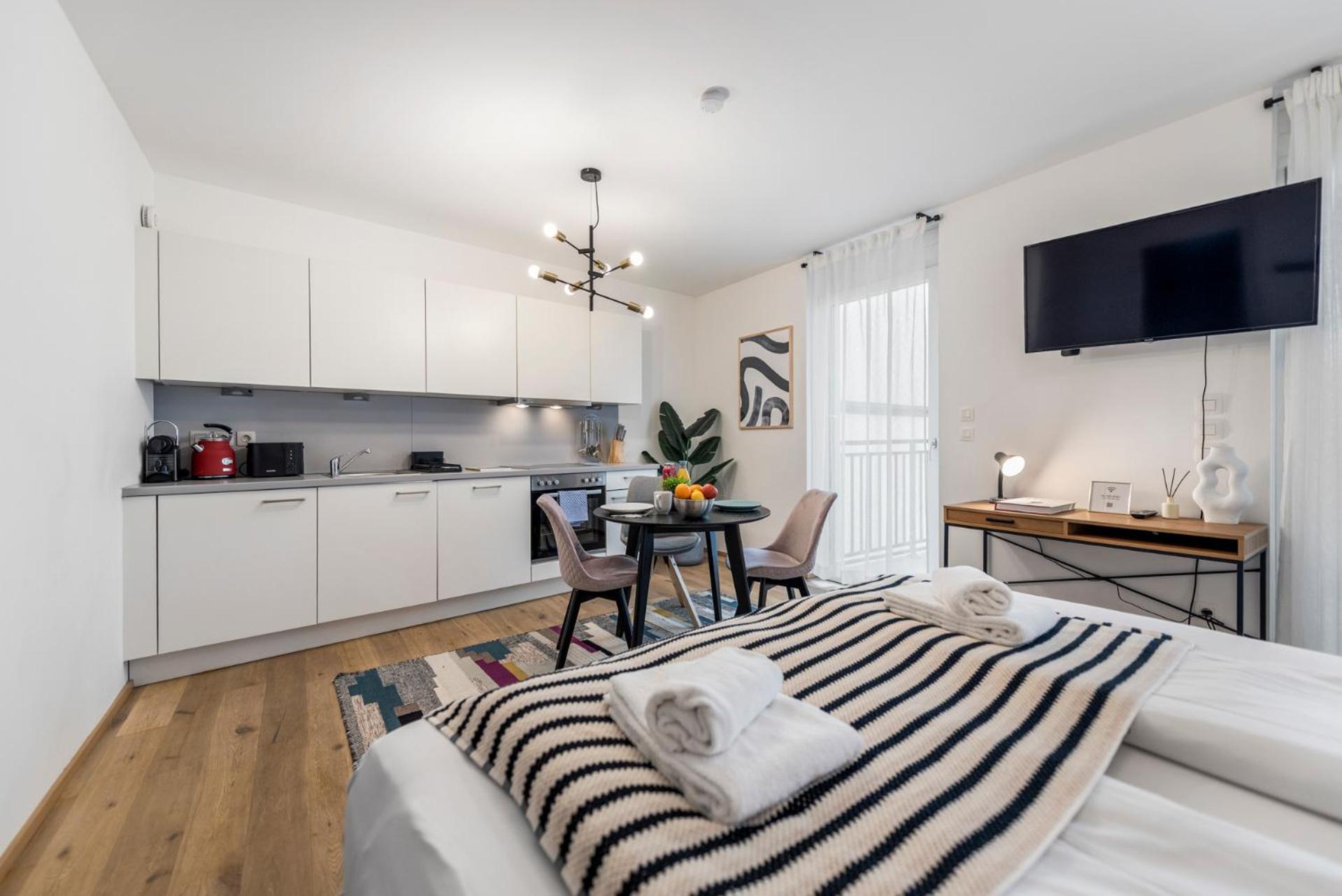 Aparthotel Vienna Hills Living Extérieur photo